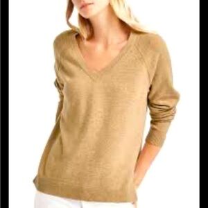 Gap sweater - tan/camel wool blend v-neck relaxed fit